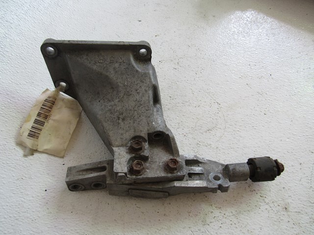 2007 2008 Infiniti G35X Sedan RH Engine Mounts