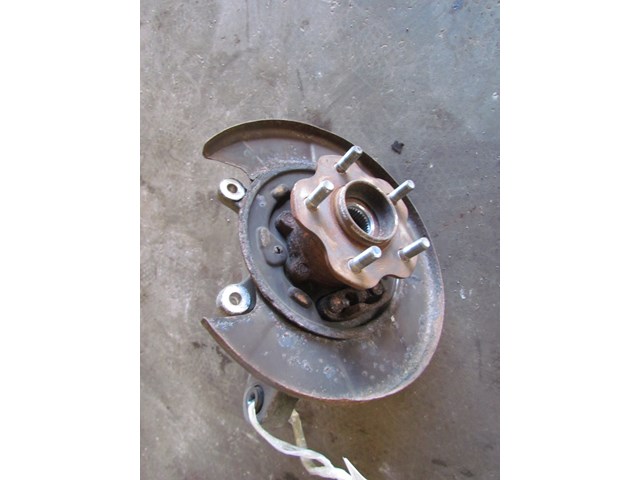 2007 Infiniti G35X Sedan LH Rear Spindle