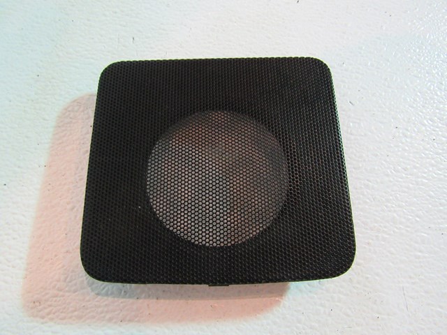 2007 2008 Infiniti G35 Sedan Center Dash Speaker Cover 28176JK00A