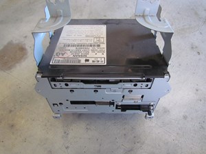 2007 Infiniti G35X Sedan Radio CD Navigation w/Brackets