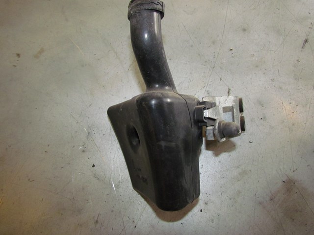 2007 Infiniti G35X Air Intake Resonator