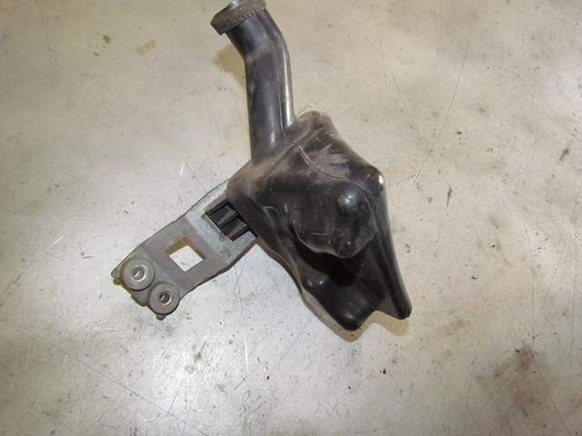 2007 Infiniti G35X Air Intake Resonator