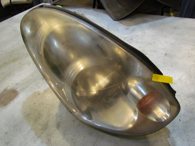 2005 Infiniti G35X RH Passenger Headlight - See Description
