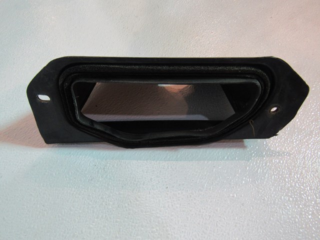 Infiniti G35 M35 M45 Air Intake Duct 66852 AM600