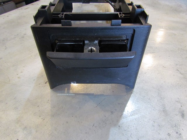 2005 Infiniti G35X Center Console Bottom Portion w/24167 7W100