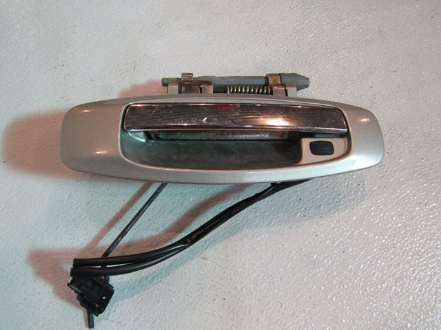 2005 Infiniti G35 Sedan Front RH Exterior Door Handle