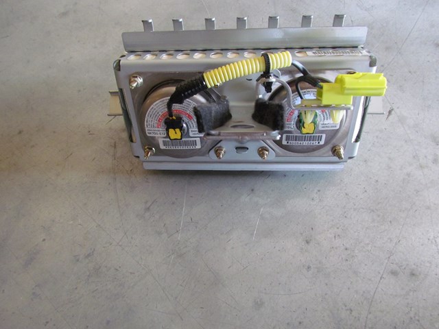 2005 Infiniti G35x Sedan RH Passenger Dash Air Bag