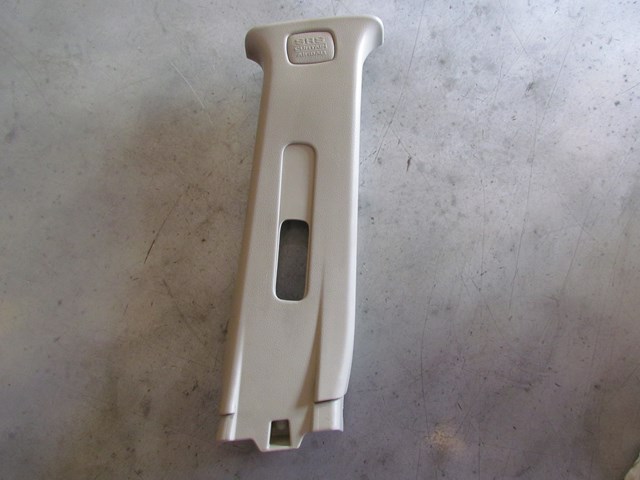 2005 Infiniti G35X RH Upper B Pillar Trim 76913 AL500