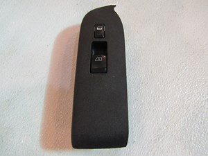 2005 2006 Infiniti G35 Sedan Front RH Door Switch 80960 AC701