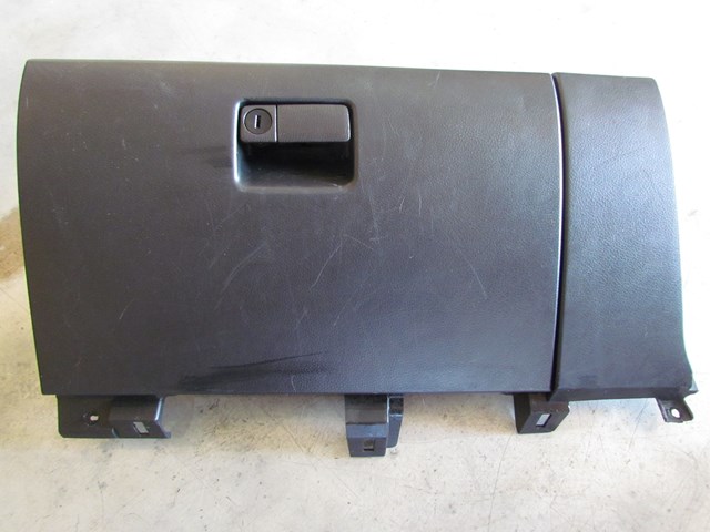 2005 Infiniti G35x RH Lower Glove Box 68108 AM601-See Description