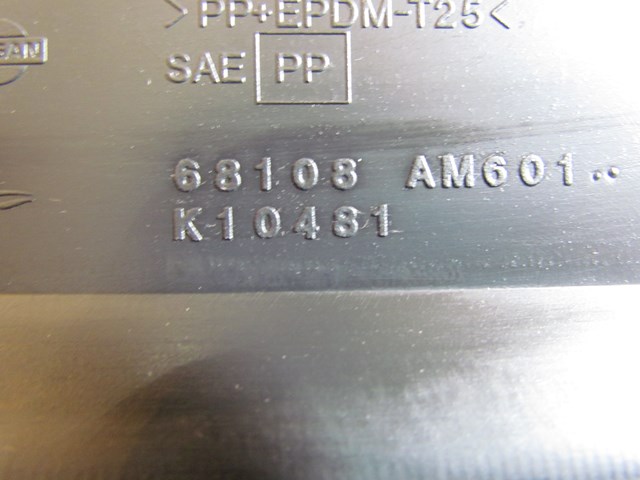 2005 Infiniti G35x RH Lower Glove Box 68108 AM601-See Description