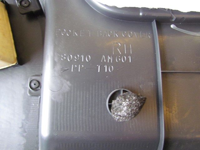 2005 Infiniti G35X Front RH Door Panel 80910 AM601-See Pic