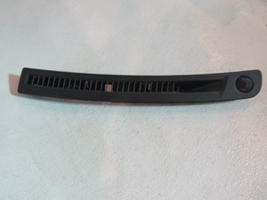 2005 2006 Infiniti G35 Sedan LH Dash Defrost Vent 