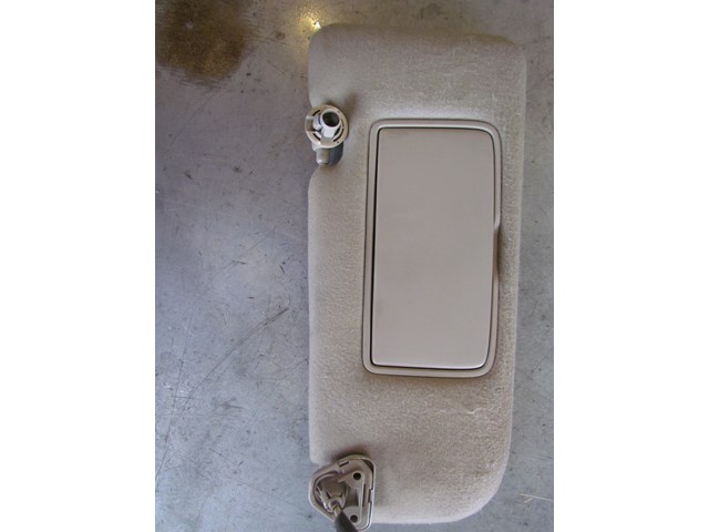 2005 Infiniti G35x LH Sun Visor-See Description