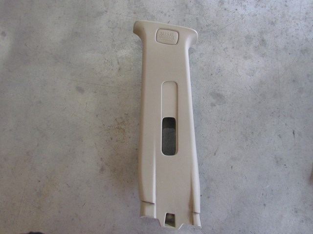 2005 Infiniti G35x LH Upper B Pillar Trim 76914 AL500
