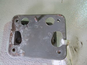 2005 Infiniti G35 Sedan Rear LH Bumper Mount