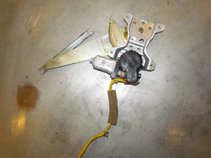 2005 Infiniti G35x Rear LH Window Motor & Regulator 82781 AL510