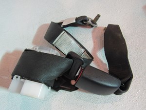 2005 2006 Infiniti G35 Sedan Rear RH Pass Seat Belt & Buckle