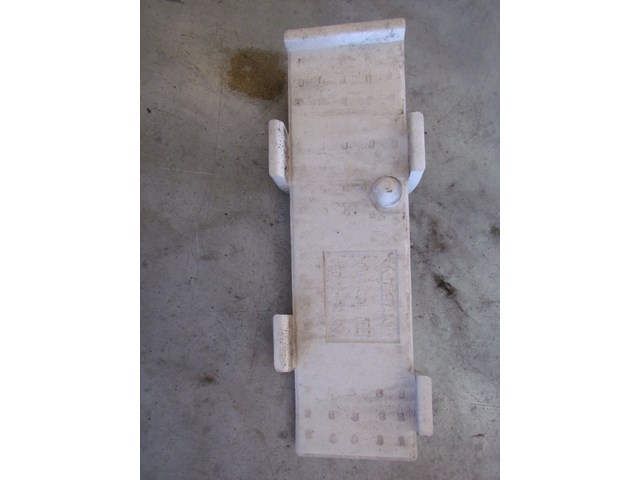 2005 Infiniti G35x RH Rear Bumper Reinforcement Foam 85082 AC700