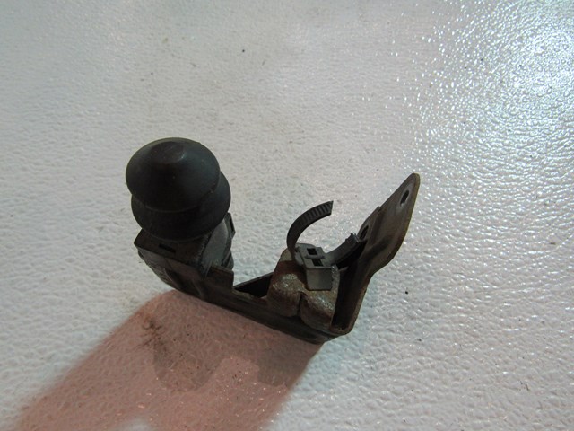 2005 2006 Infiniti G35 Sedan Hood Sensor.