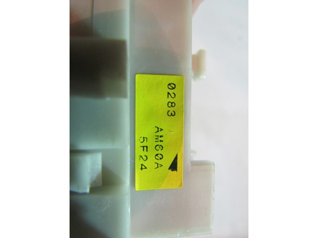 2005 Infiniti G35 Interior Fuse Box AM60A