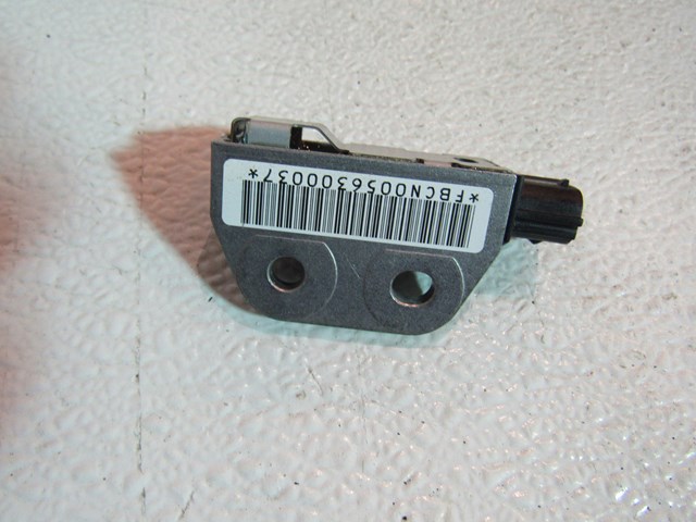 03 04 05 06 Infiniti G35 Sedan LH Driver Side Impact Sensor