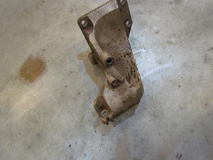 2005 Infiniti G35x LH Engine Mount