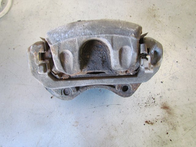 2005 Infiniti G35X LH Front Brake Caliper