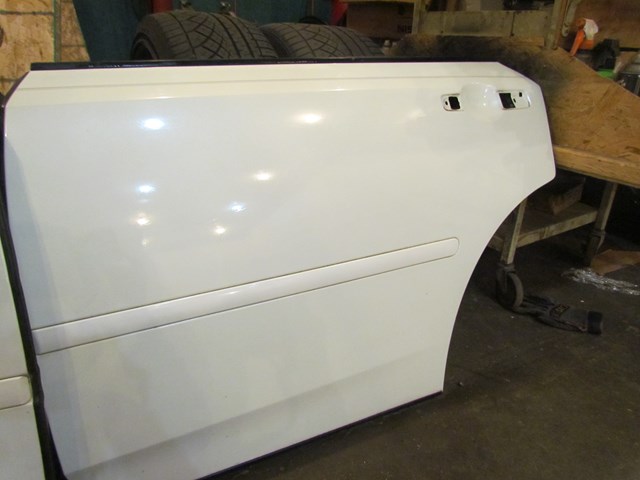 2003 Infiniti M45 LH Drivers Rear Door Shell