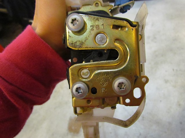 2003 Infiniti M45 Front RH Door Lock Actuator 80552AG510