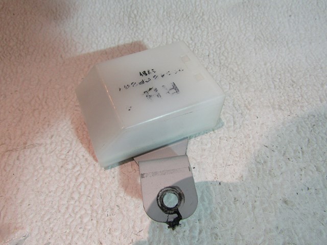 2003 2004  Infiniti M45 Front RH Door Control Module 28548CR901