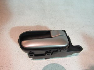 2003 Infiniti M45 Rear RH Interior Door Handle