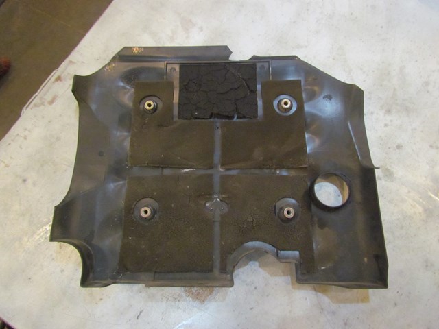 2003 Infiniti M45 Engine Cover 