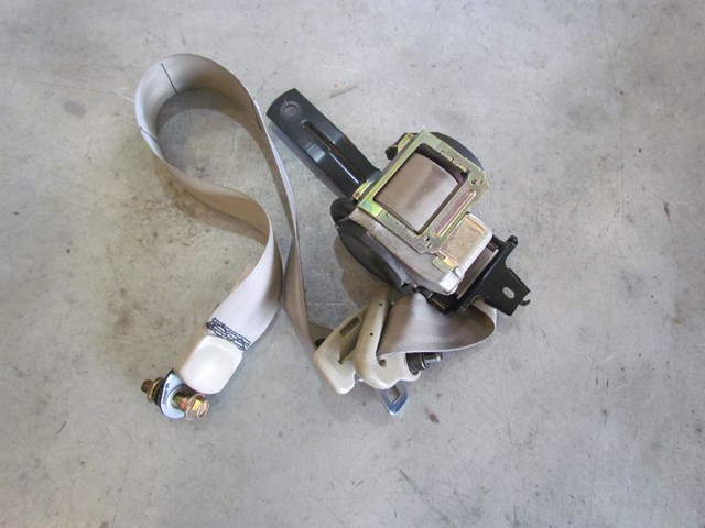 2003 Infiniti M45 Front RH Passenger Seat Belt