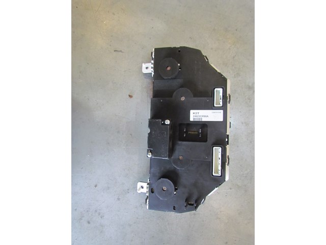 2003 Infiniti M45 Gauge Cluster 24823CR90A