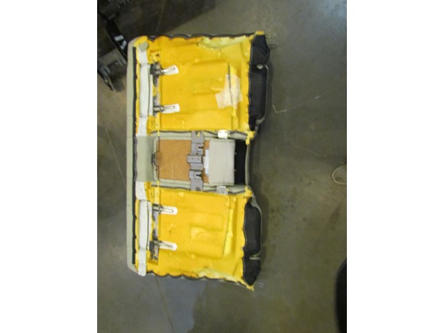 2003 Infiniti M45 Rear Seat Back Portion w/Armrest