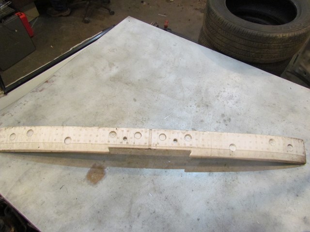 2003 Infiniti M45 Rear Bumper Reinforcement Foam 85090 CR900