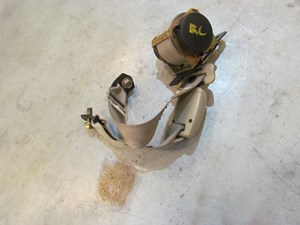 2003 Infiniti M45 Rear Center Seat Belt & Buckle
