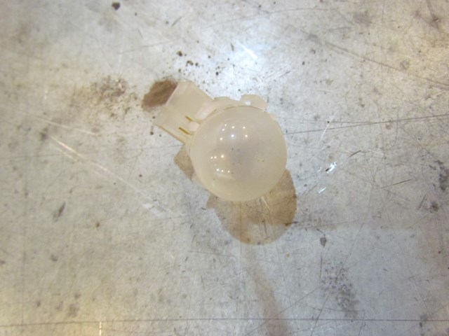 2003 Infiniti M45 Trunk Courtesy Light OEM