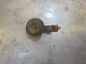 2003 Infiniti M45 Horn