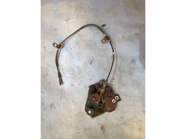 2003 Infiniti M45 Actuator Cable from Resonator