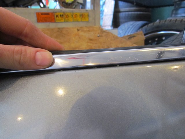 2006 Infiniti G35x Front LH Drivers Door Shell