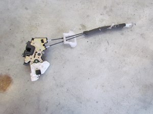2006 Infiniti G35x Front LH Door Lock Actuator 80553AL510