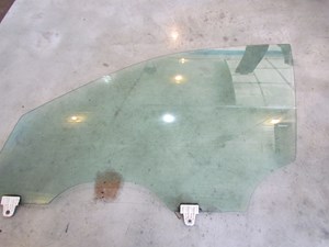 2006 Infiniti G35x Front LH Drivers Door Glass