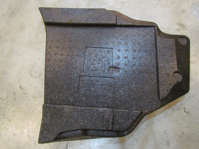 2006 Infiniti G35x LH Trunk Spacer 84979 AL560