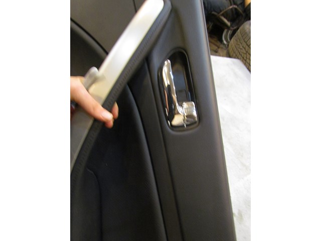 2006 Infiniti G35x Rear RH Door Panel 82952 AL500-See Description