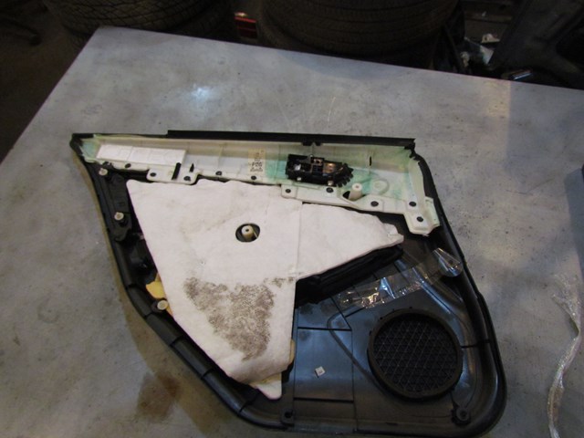 2006 Infiniti G35x Rear RH Door Panel 82952 AL500-See Description