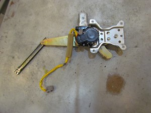 2006 Infiniti G35x Rear LH Window Motor & Regulator 82731 AL510