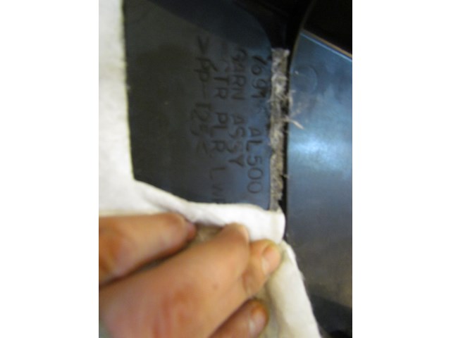 2006 Infiniti G35x LH Lower B Pillar Trim 76916 AL500 