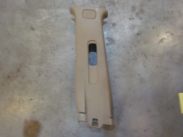 2006 Infiniti G35x LH Upper B Pillar Trim 76914 AL500
